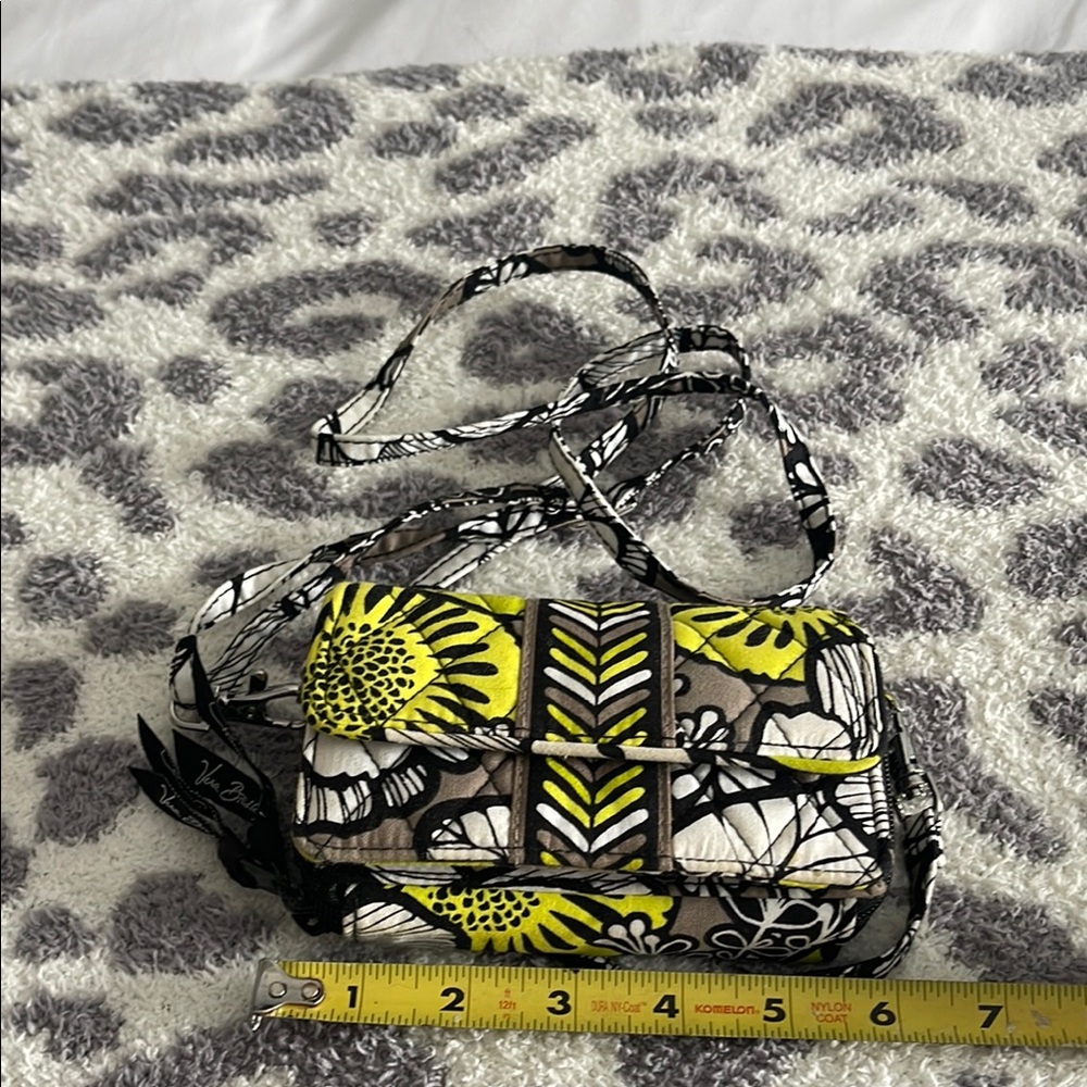 Vera Bradley phone/card crossbody